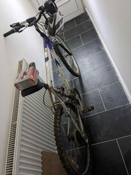 Photo of free Men's bike (Needs maintenance) (Kingsholm GL1) #1