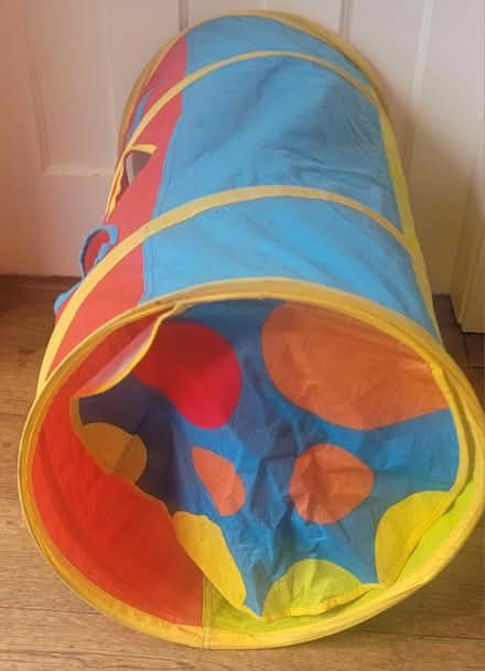 Photo of free Kids play tunnel collapsible (HG2) #3
