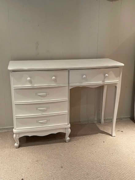 Photo of free Small dresser/desk (Forest heights area) #1