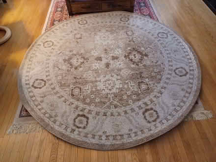 Photo of free Round Rug (Fremont/Ballard) #1
