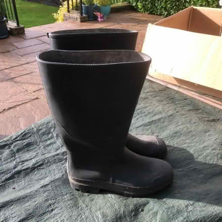 Photo of free Wellington Boots Size 8 in good condition. (Hazlemere HP15) #1