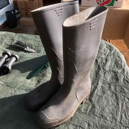 Photo of free Wellington Boots Size 8 in good condition. (Hazlemere HP15) #2