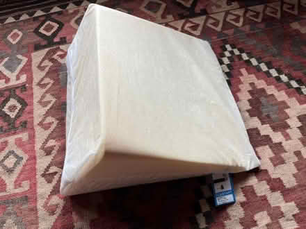 Photo of free Wedge pillow (Chipping Barnet EN5) #1
