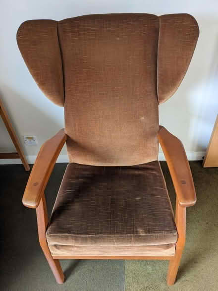 Photo of free Parker Knoll armchair (Welling DA16) #2