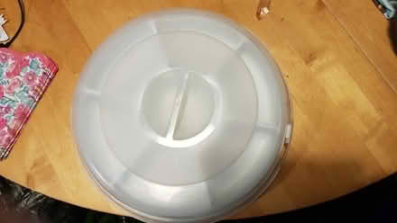 Photo of free dish for serving dips & nibbles (Trinity EH5) #1