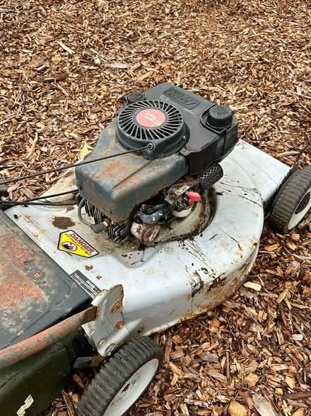 Photo of free Craftsman Lawnmower- needs work (Alberta/Vernon area) #3