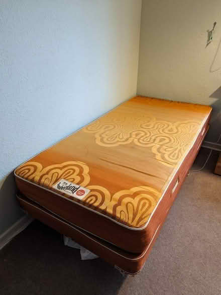 Photo of free Single bed and mattress (Chilwell NG9) #1