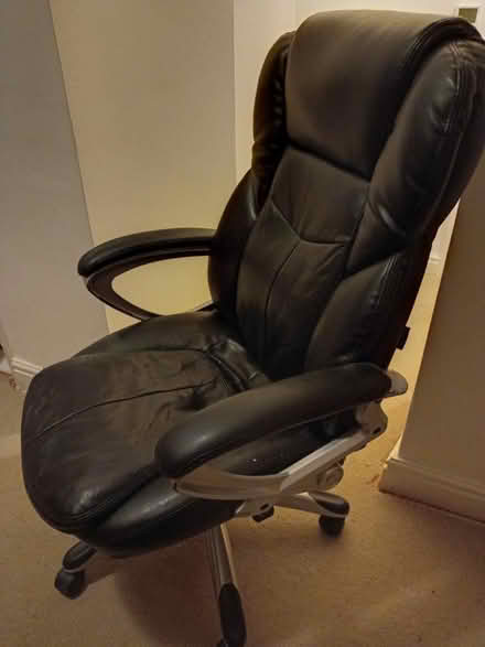 Photo of free Executive office chair (YO25 (Fridaythorpe)) #1