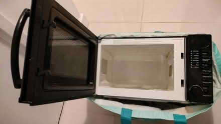 Photo of free Microwave - NOT fully working (Bermondsey station, SE16 4) #2