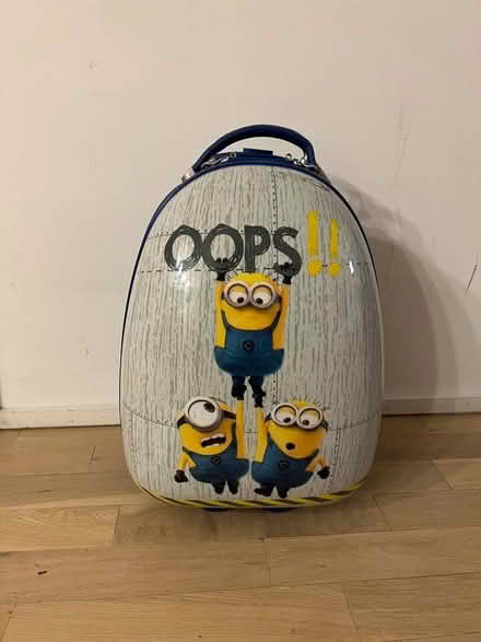 Photo of free Minion Carry On (Union Square) #1