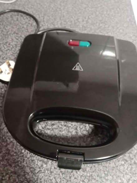 Photo of free Sandwich Toaster (Barkerend BD3) #3
