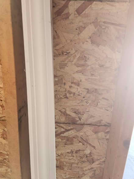 Photo of free White side molding only (Garfield) #1