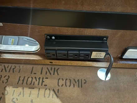 Photo of free Oak computer desk w/ keyboard tray (94086) #3
