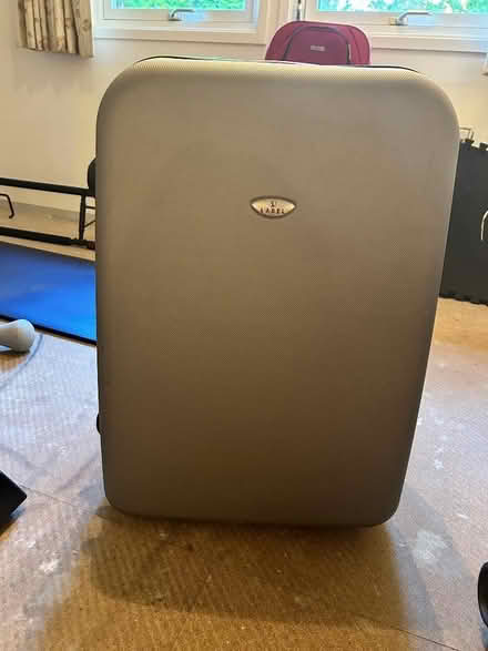 Photo of free Large suitcase (Ivy Hatch TN15) #1