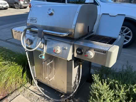 Photo of free Webber Genesis II Natural Gas Grill (Redwood) #1