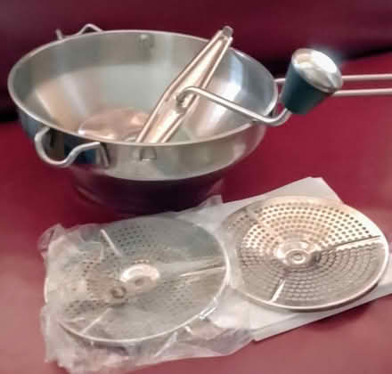 Photo of free All metal graters (Dundee DD3) #1