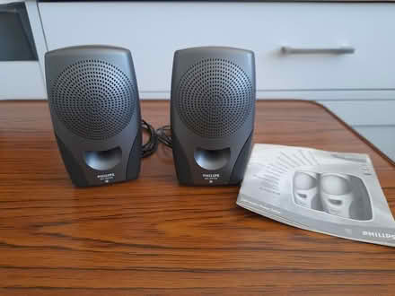 Photo of free Philips Mini-Speakers (West Cheshunt) #1