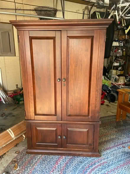Photo of free TV Cabinet (21044) #1