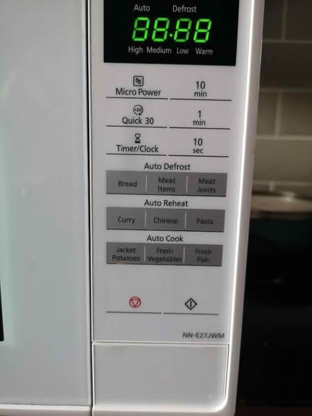 Photo of free Microwave (Lyndhurst SO43) #1