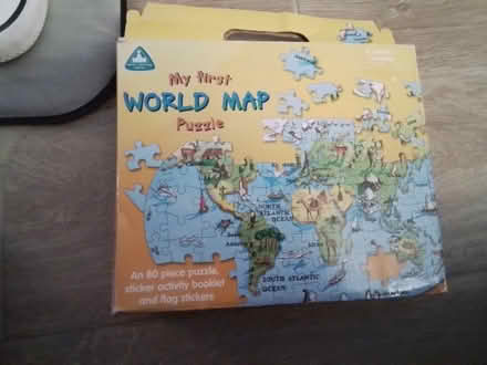 Photo of free Chikdren's Jigsaw puzzle (Long Ditton KT6) #1