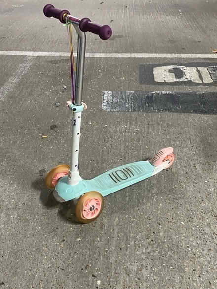 Photo of free Kids scooter (Surrey Quays SE16) #1