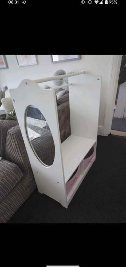Photo of free Dressing up rail (BS14) #2