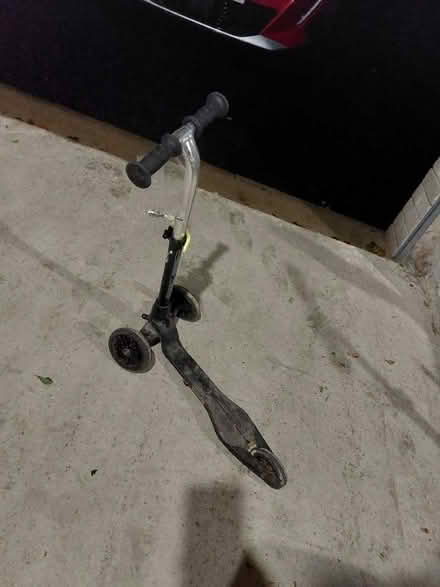 Photo of free Decathlon oxelo scooter base (Aykley Heads DH1) #2