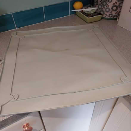 Photo of free Puppy training pads & rubber pad (weedon) #2