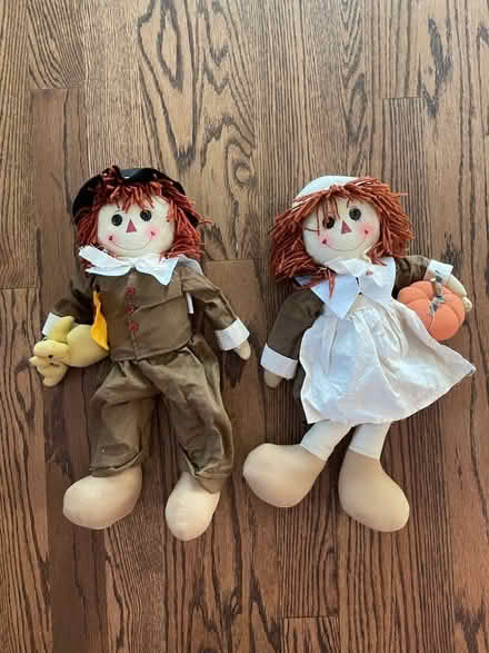 Photo of free Scarecrow Pilgrim Dolls (Hawthorne and Pleasant) #1