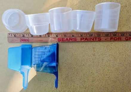 Photo of free Small plastic cups & scoops (DeAnza Blvd - Stvns Crk & 280) #4
