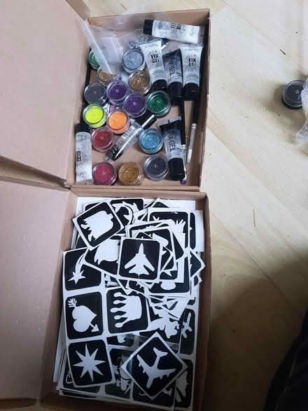 Photo of free Glitter tattoo kit (Bathford) #1
