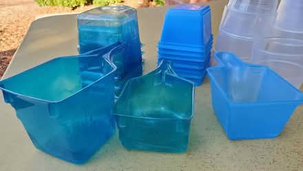 Photo of free Small plastic cups & scoops (DeAnza Blvd - Stvns Crk & 280) #2