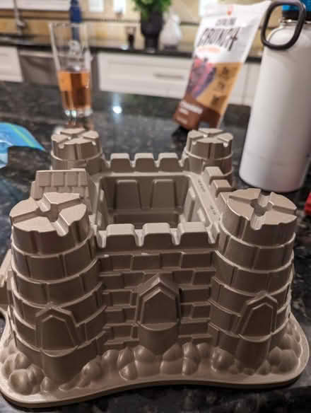 Photo of free Sand castle Cake pan (North Reston) #3