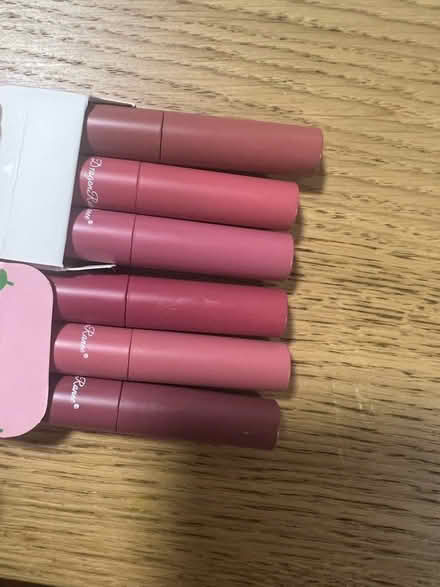Photo of free Matte Lipstick (N19) #2