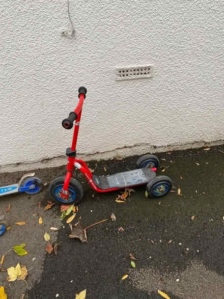 Photo of free Kids scooters and bike plus ride-on (Winchmore Hill N21) #3