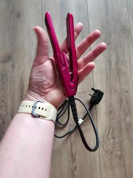 Photo of free Travel babyliss hair straighteners (Mayfield NE23) #2