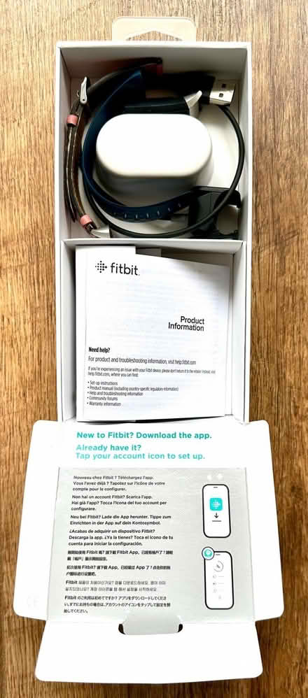 Photo of free Fitbit Fitness Tracker (Denby DE5) #3