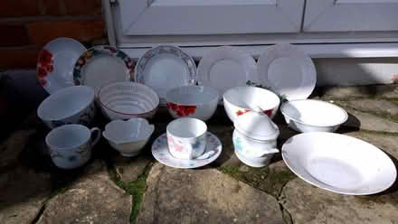 Photo of free Crockery (Ilford IG1) #1