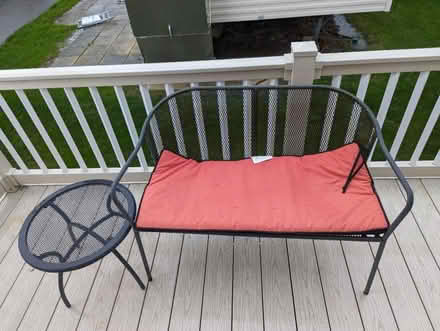 Photo of free Metal seat with cushion and table (CT5) #1