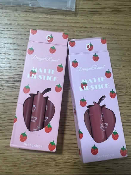 Photo of free Matte Lipstick (N19) #1
