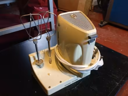 Photo of free Electric hand mixer (Alnwickhill EH16) #1