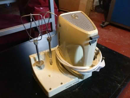 Photo of free Electric hand mixer (Alnwickhill EH16) #1