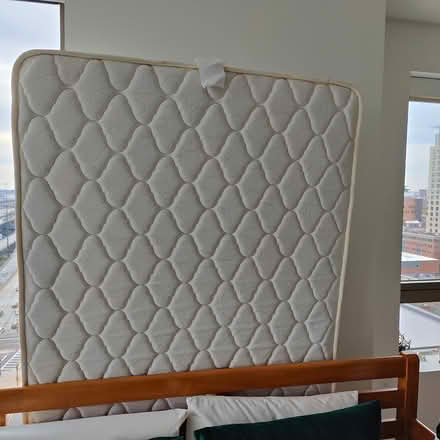 Photo of free Twin size mattress (Chinatown/Theatre district) #3