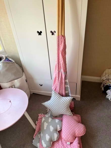 Photo of free Pink and grey kids tee pee (L19) #1