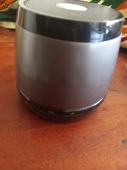 Photo of free Small speaker portable (SE19) #3