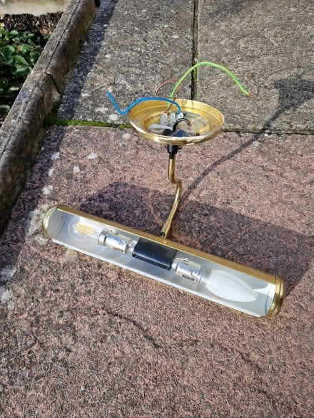 Photo of free Golden wall light (LU6 North Dunstable) #1