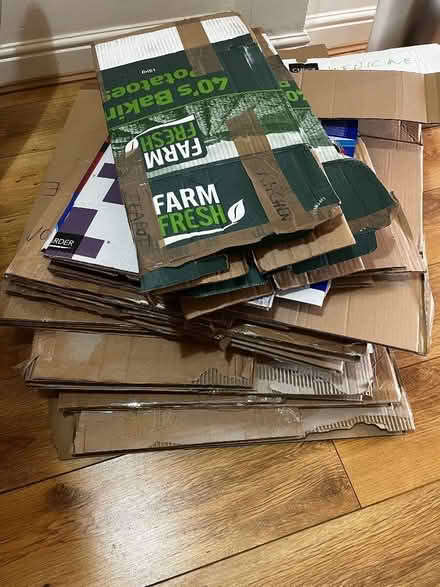 Photo of free Packing boxes and packing paper (Halewood L26) #2