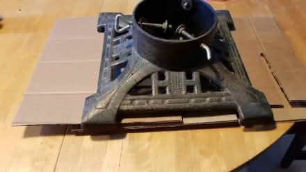 Photo of free christmas tree stand (Trinity EH5) #1