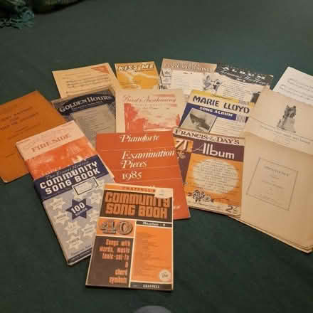 Photo of free Vintage piano music and songbooks (Amersham HP7) #3
