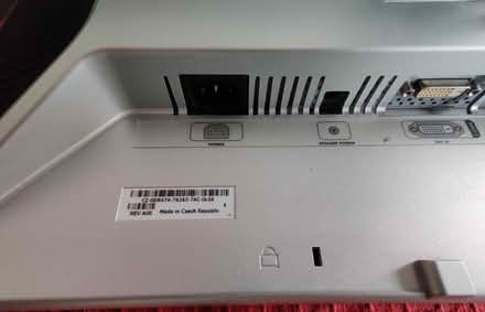 Photo of free Dell 24" DVI, VGA, S-Video, USB, Card Reader LCD Monitor Mod (Monkwick CO2) #1